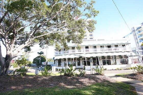 Oaks Townsville Metropole Hotel Servis gambar