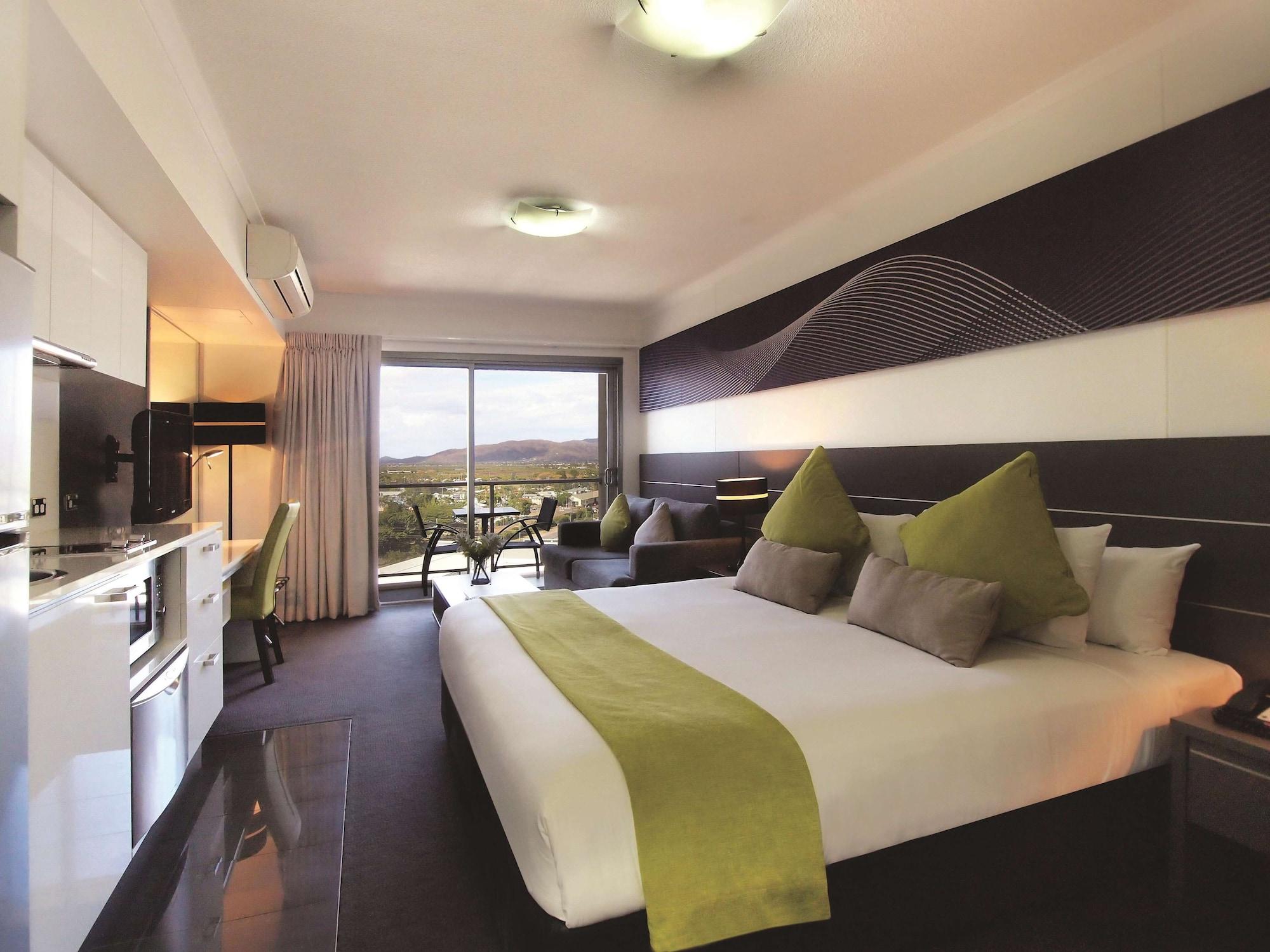 Oaks Townsville Metropole Hotel Bilik gambar